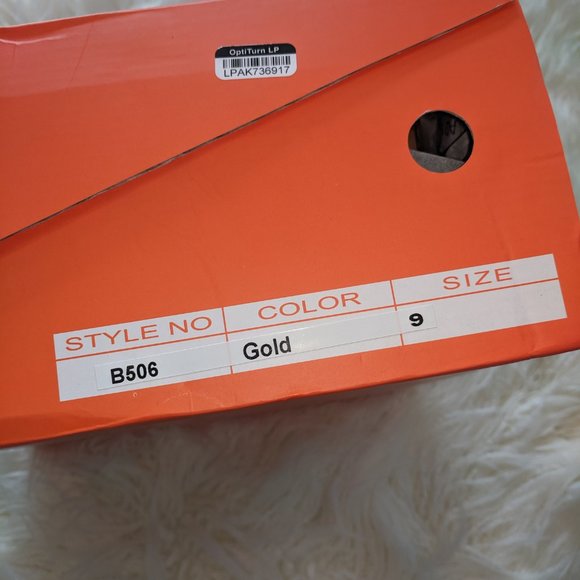 Women's gold Charming Lady boots - Picture 2 of 5